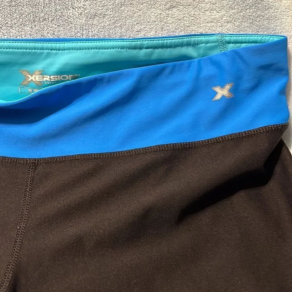Xersion Workout Capris - Picture 2 of 6